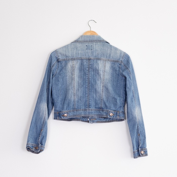 Small Cropped Jean Jacket - Picture 2 of 11